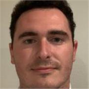 Soy trilingue castellano, vasco y frances. Estoy abierto a enseñar a gente de cualquier edad !